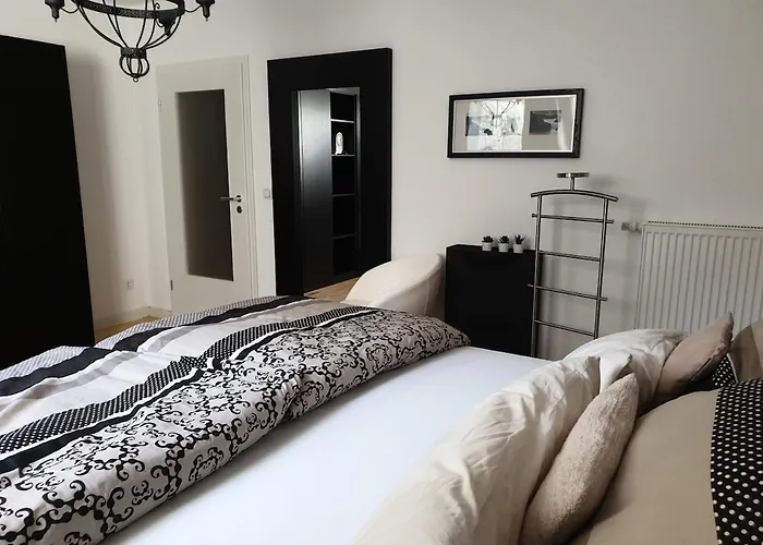 Black Orange Apartment Weimar (Lahn)